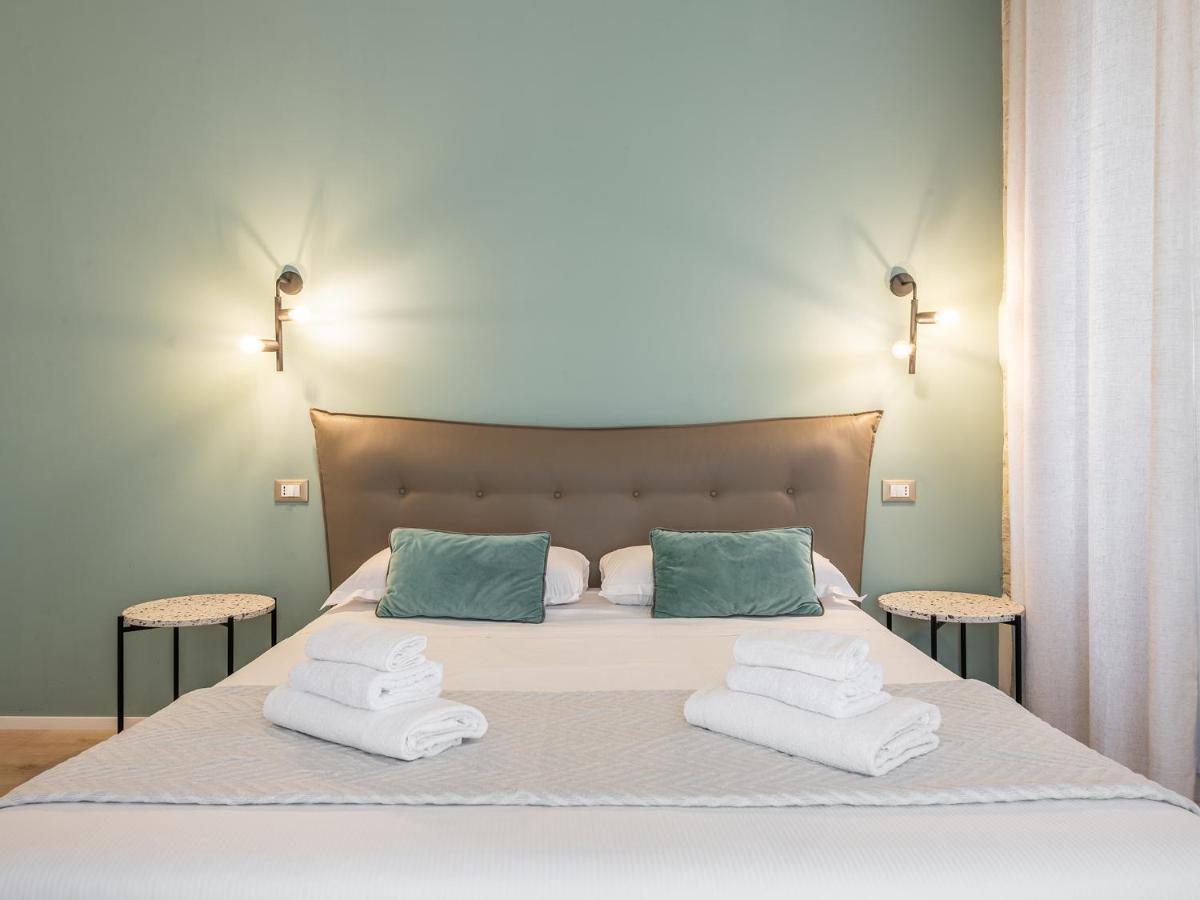 Orma Design Rooms - Historic Centre カリアリ エクステリア 写真