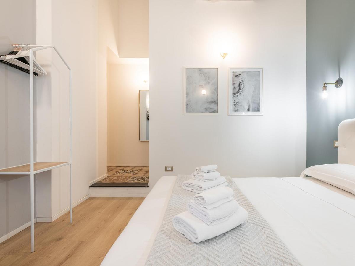 Orma Design Rooms - Historic Centre カリアリ エクステリア 写真