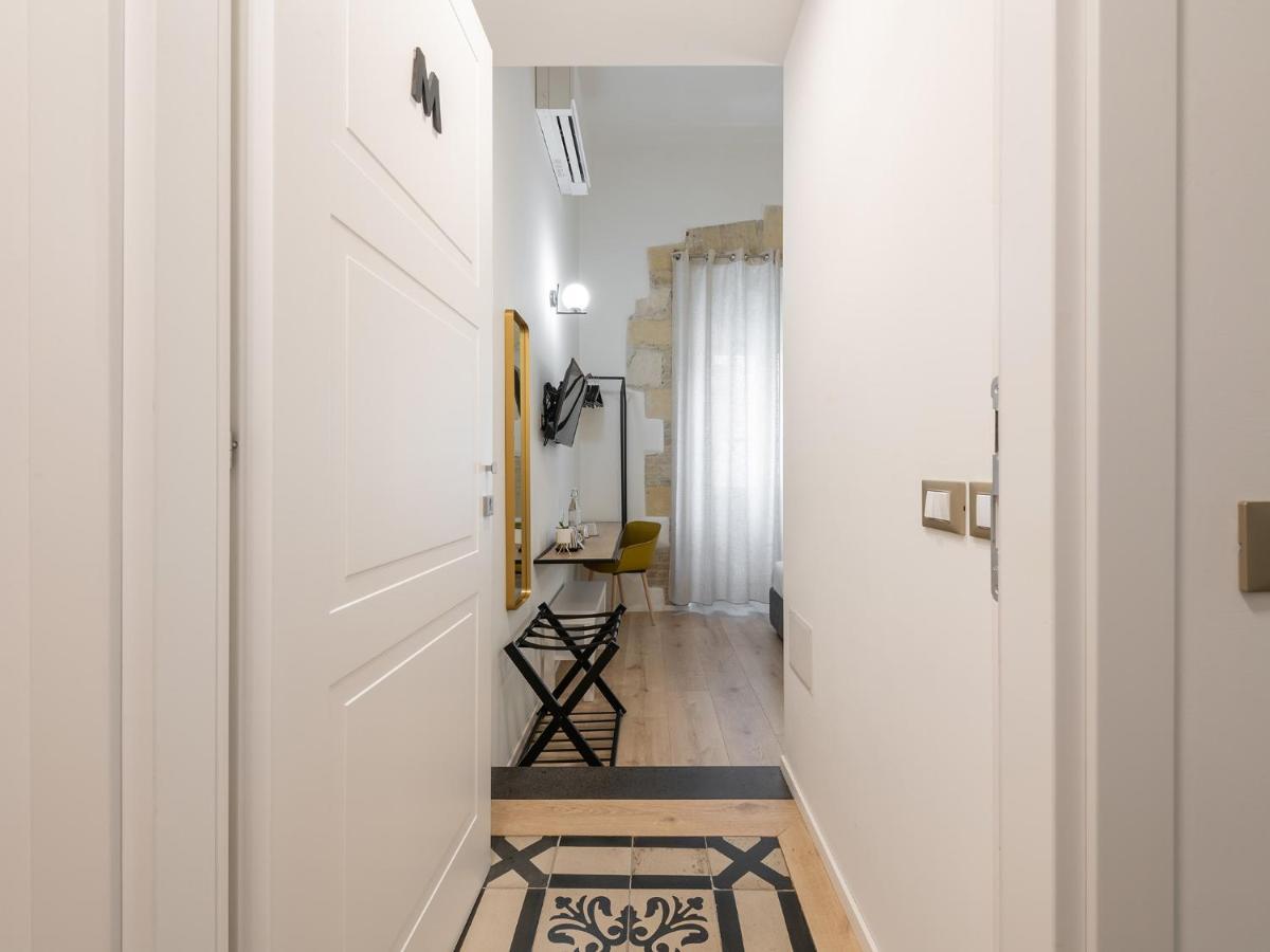 Orma Design Rooms - Historic Centre カリアリ エクステリア 写真