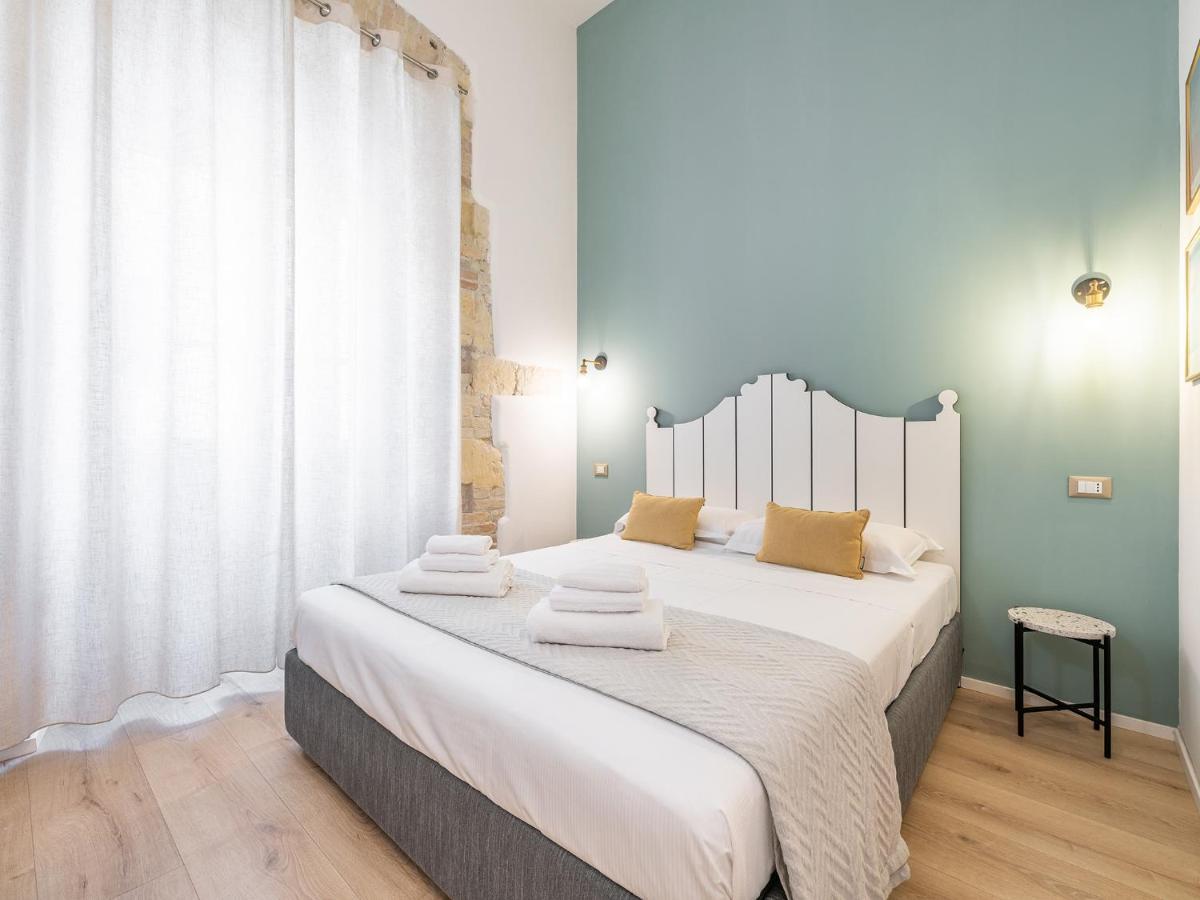 Orma Design Rooms - Historic Centre カリアリ エクステリア 写真