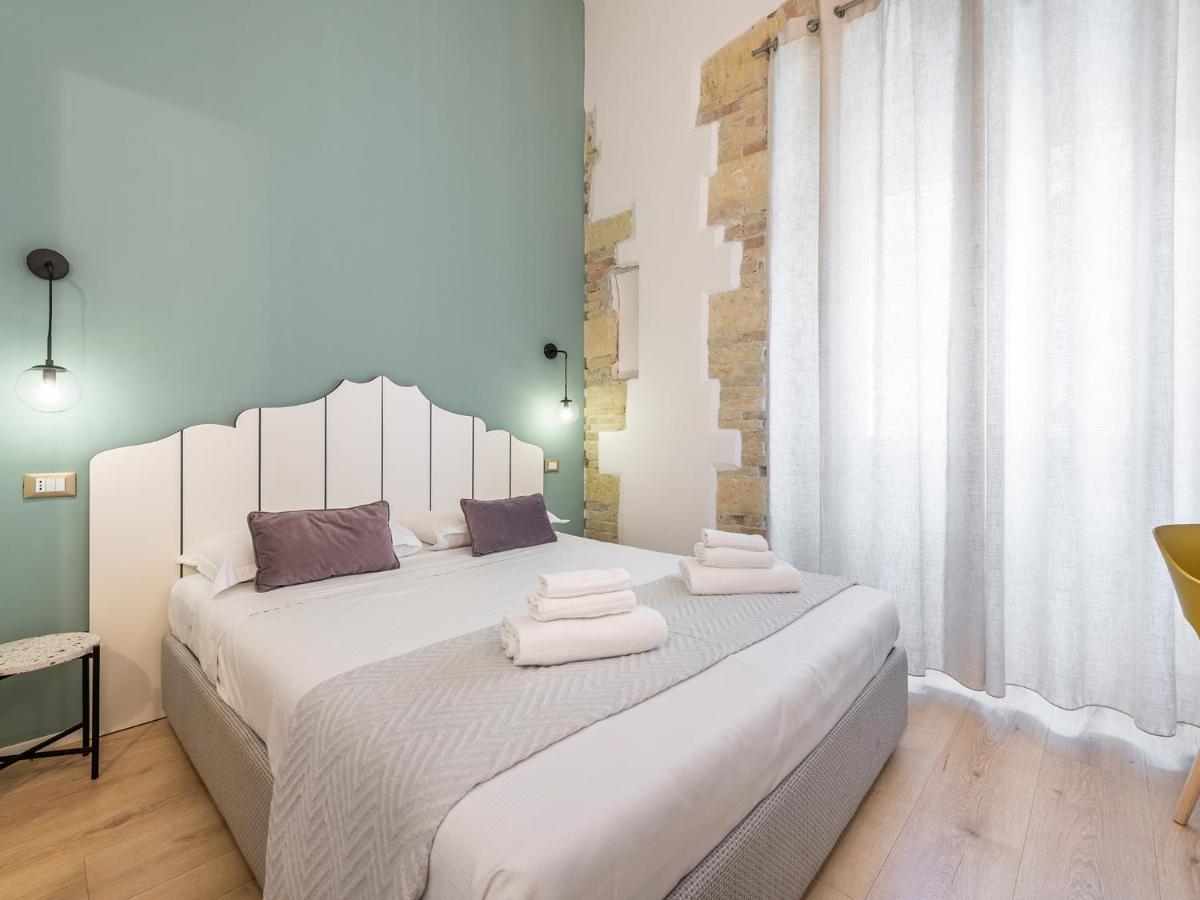 Orma Design Rooms - Historic Centre カリアリ エクステリア 写真