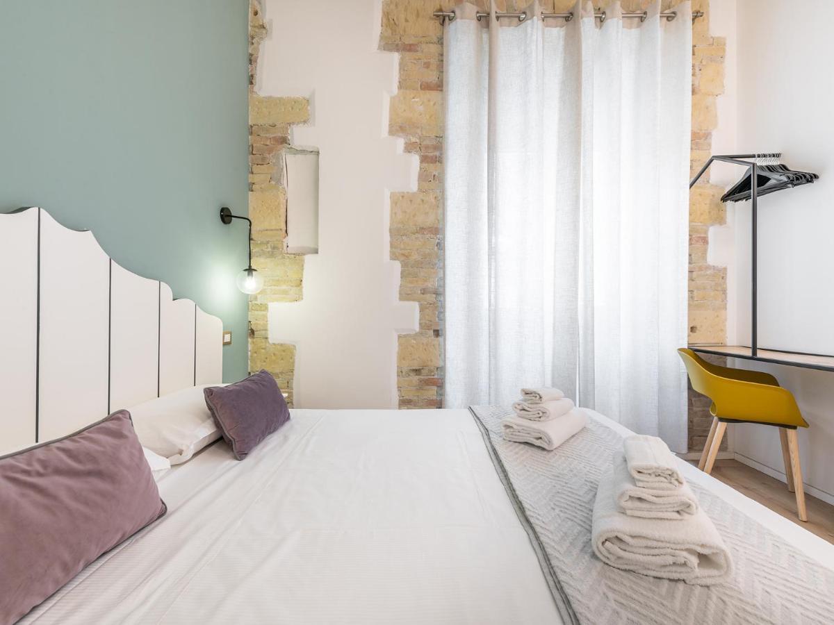 Orma Design Rooms - Historic Centre カリアリ エクステリア 写真