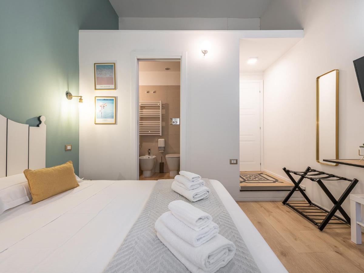Orma Design Rooms - Historic Centre カリアリ エクステリア 写真