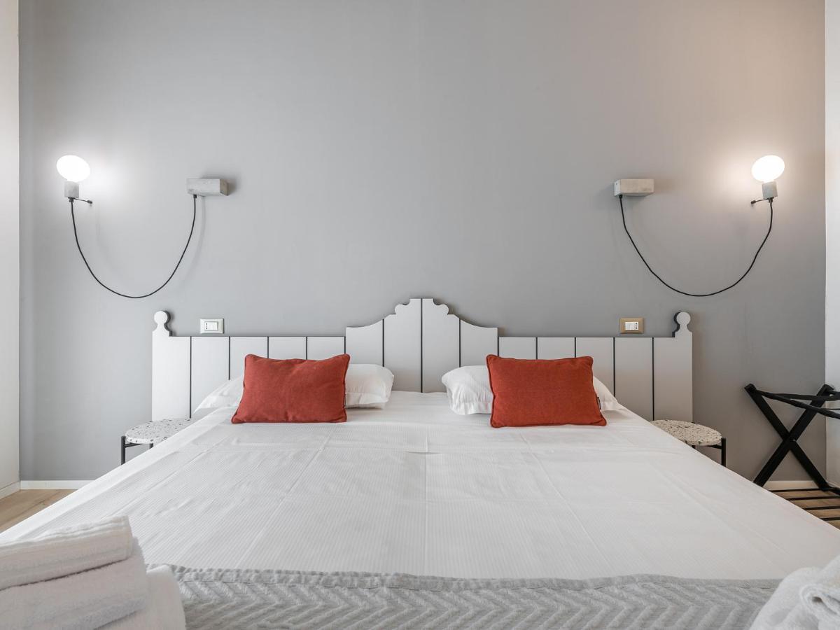 Orma Design Rooms - Historic Centre カリアリ エクステリア 写真