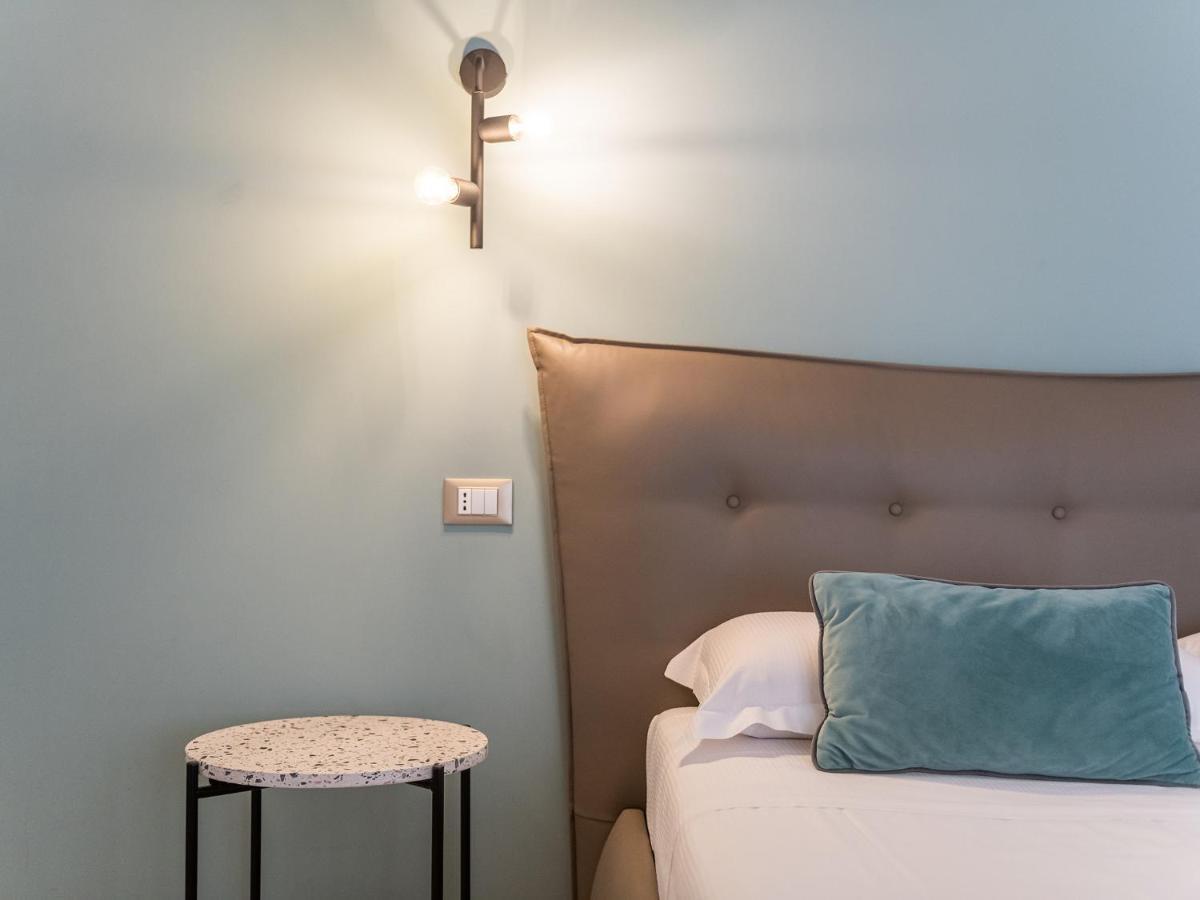 Orma Design Rooms - Historic Centre カリアリ エクステリア 写真