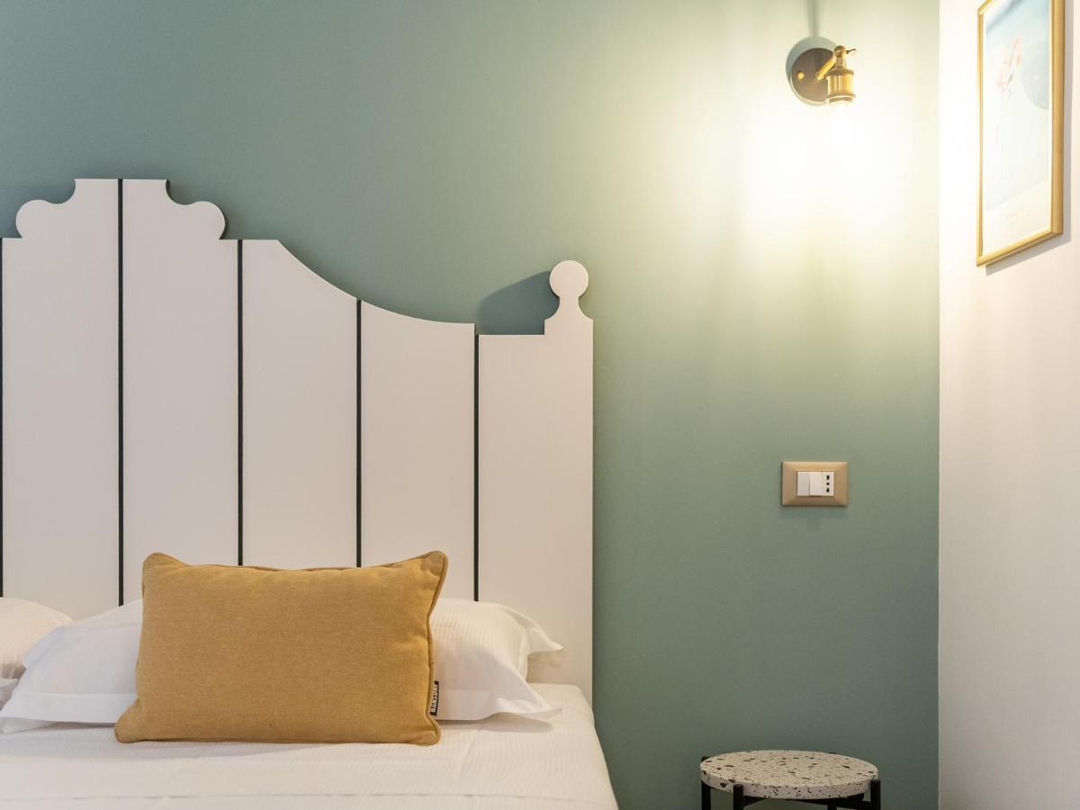 Orma Design Rooms - Historic Centre カリアリ エクステリア 写真