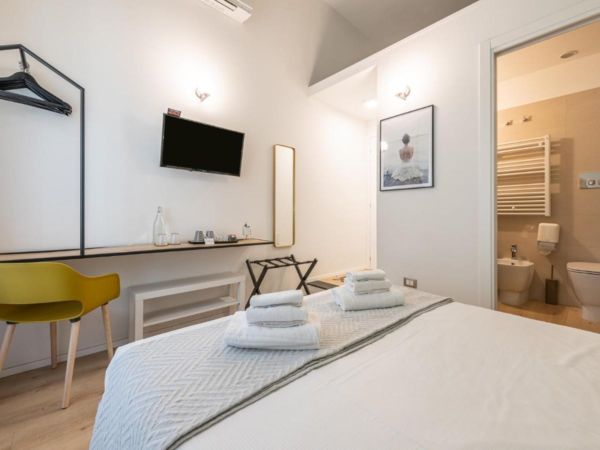 Orma Design Rooms - Historic Centre カリアリ エクステリア 写真