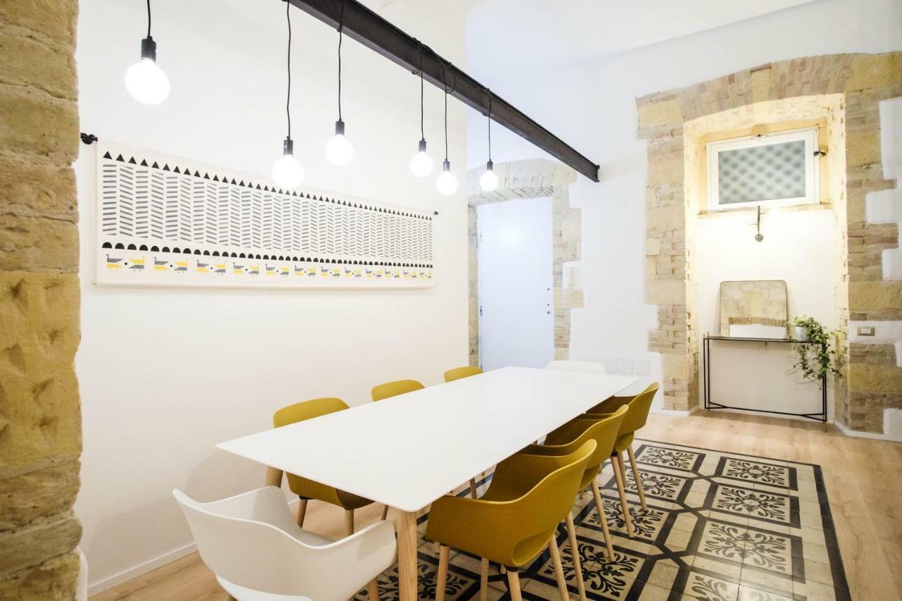 Orma Design Rooms - Historic Centre カリアリ エクステリア 写真